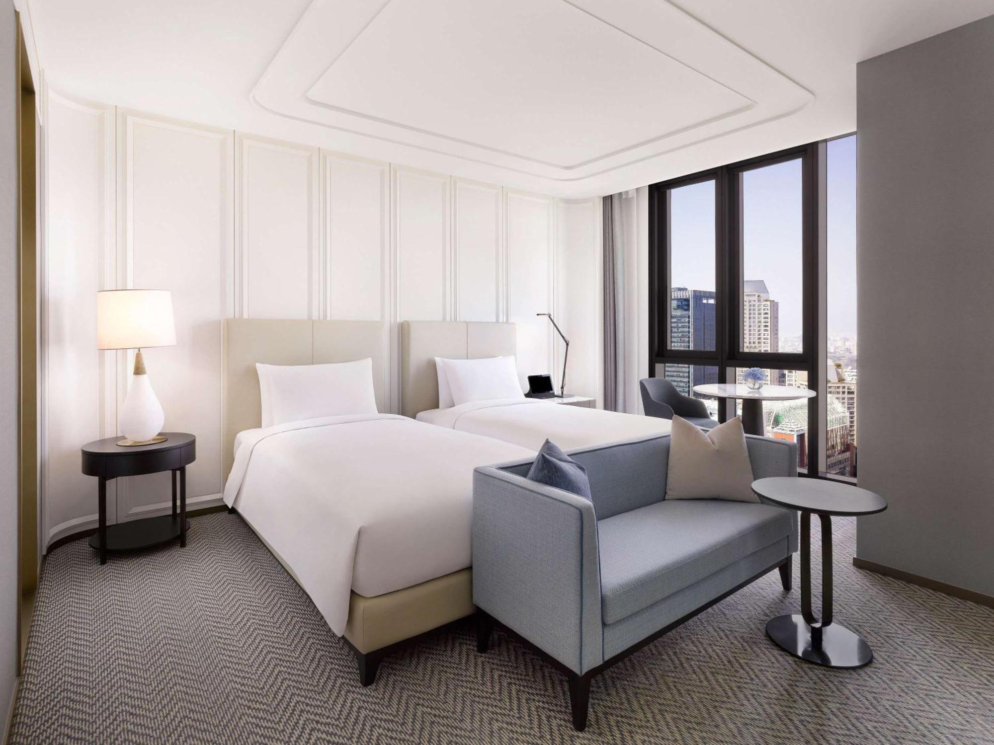 Sofitel Ambassador Seoul Hotel & Serviced Residences Exterior photo